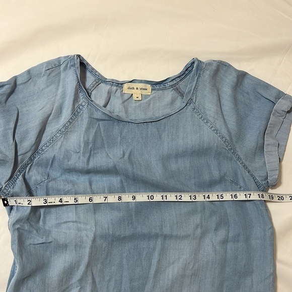 CLOTH & Stone Anthropologie Short SleeveChambray Top size medium - Picture 8 of 8